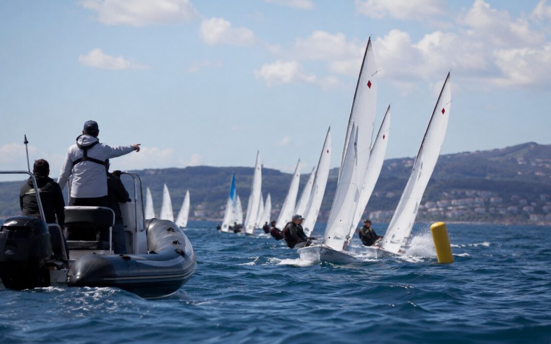 Preparing for Sailing Events: Why Coaching Before and During an Event Helps